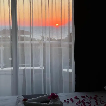 Adil Hotel