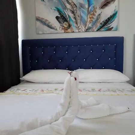 Adil Hotel 3*